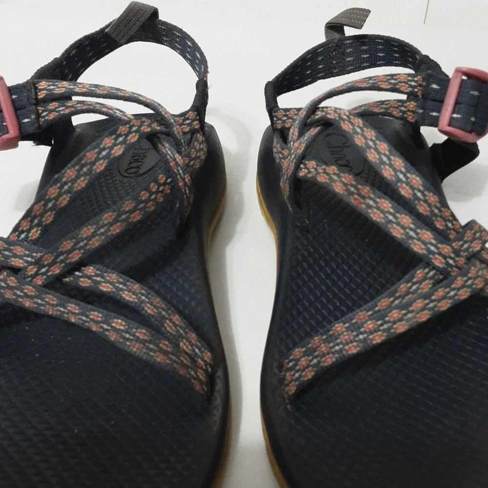 Chaco Girls‎ 4 Strappy Crossover Classic Sandal